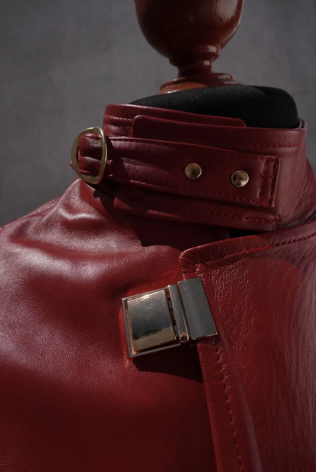Akira red - Image 5